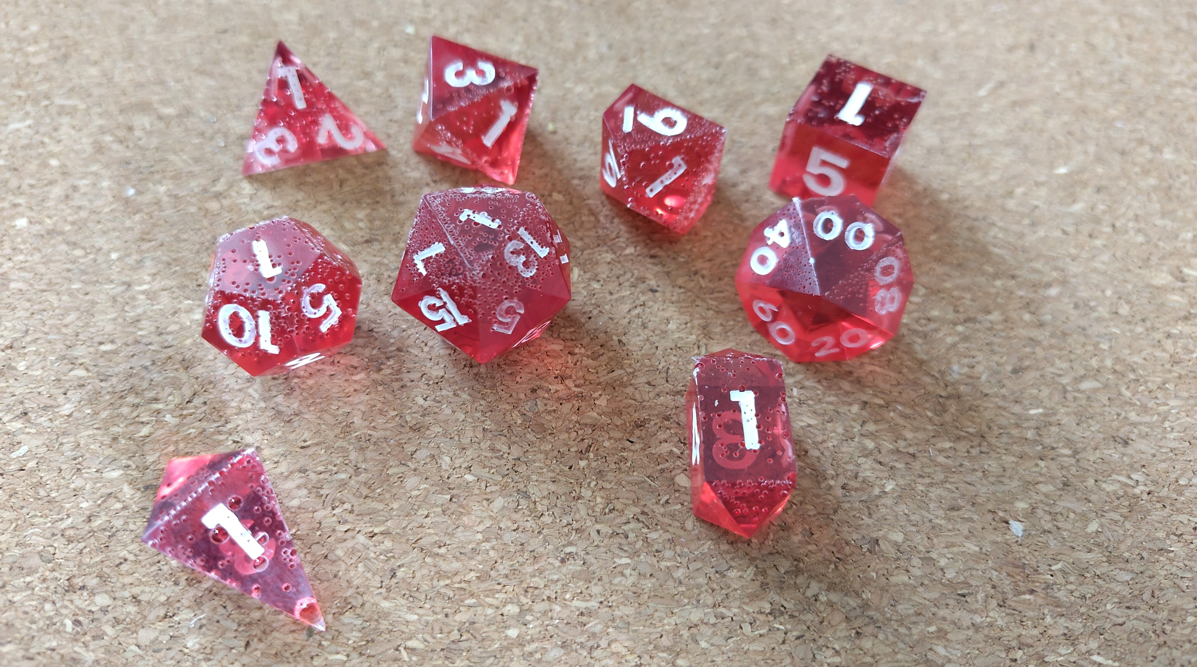 Bubbles in flawed dice